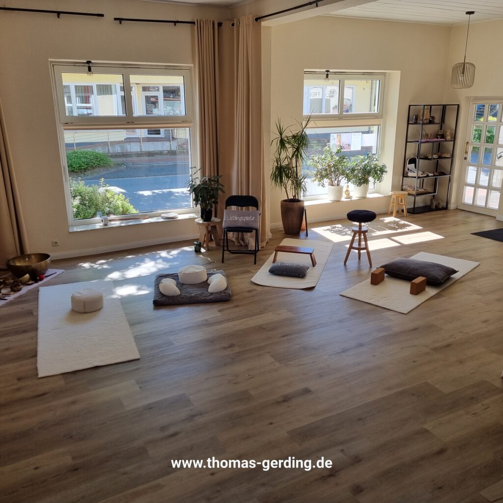 Mascharie Yoga - Meditation Setting